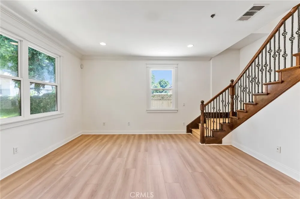 1590 Locust Pasadena, CA 91106