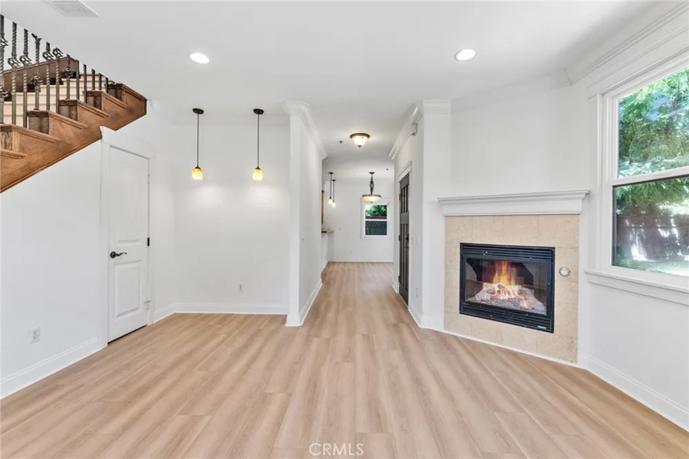 1590 Locust Pasadena, CA 91106
