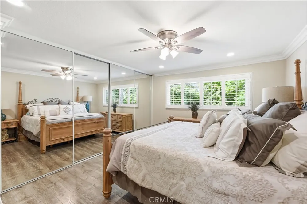 2355 Via Mariposa W #2C Laguna Woods, CA 92637