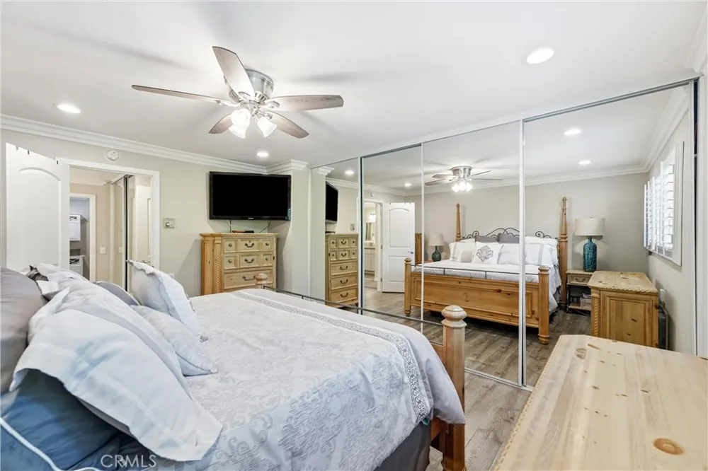 2355 Via Mariposa W #2C Laguna Woods, CA 92637