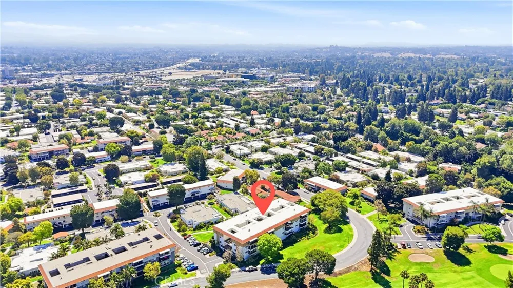 2355 Via Mariposa W #2C Laguna Woods, CA 92637