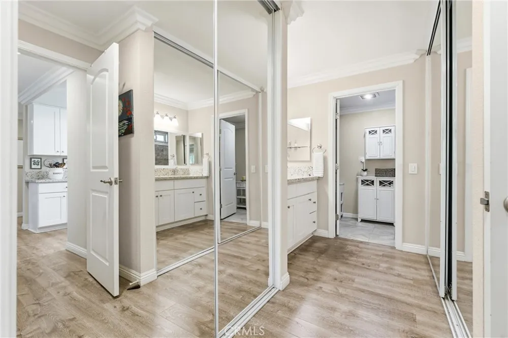 2355 Via Mariposa W #2C Laguna Woods, CA 92637