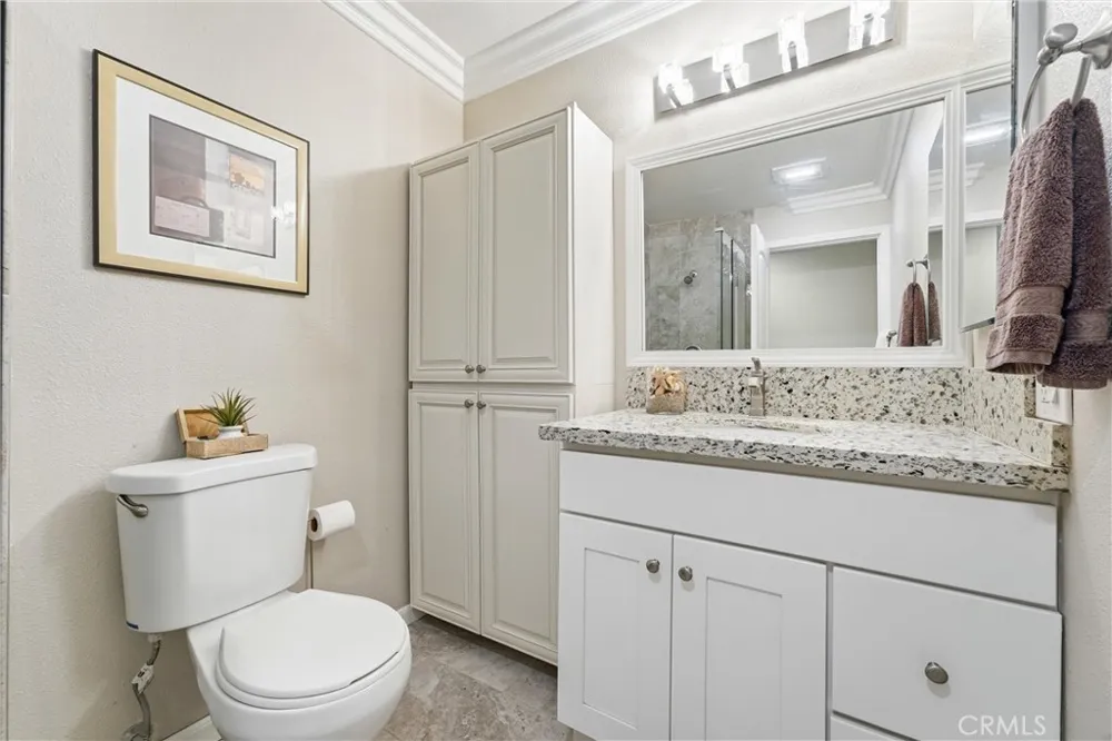 2355 Via Mariposa W #2C Laguna Woods, CA 92637
