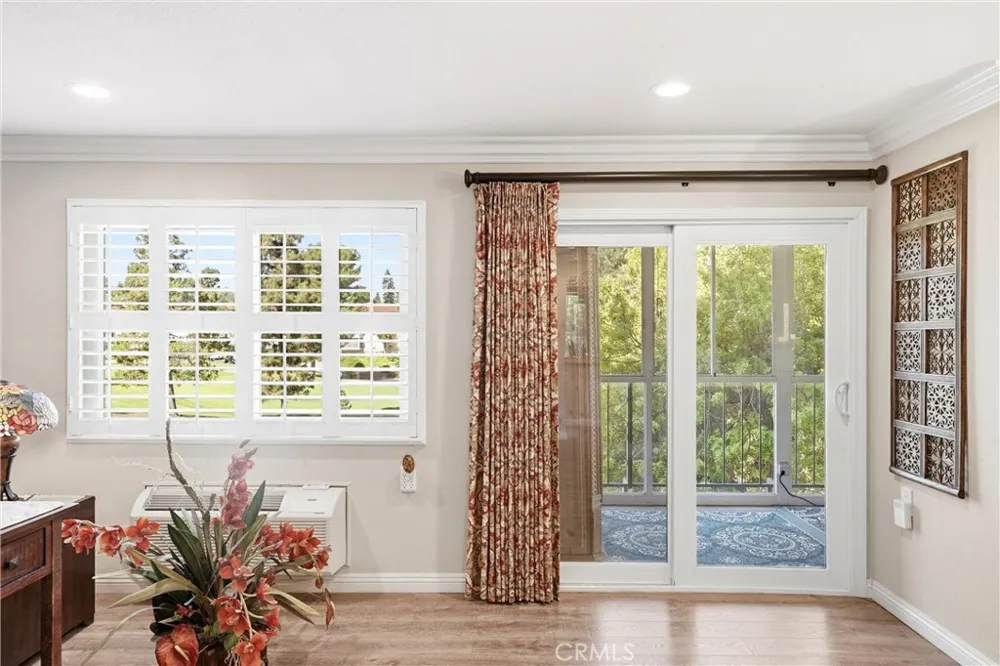 2355 Via Mariposa W #2C Laguna Woods, CA 92637