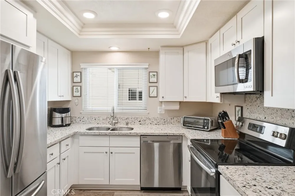 2355 Via Mariposa W #2C Laguna Woods, CA 92637