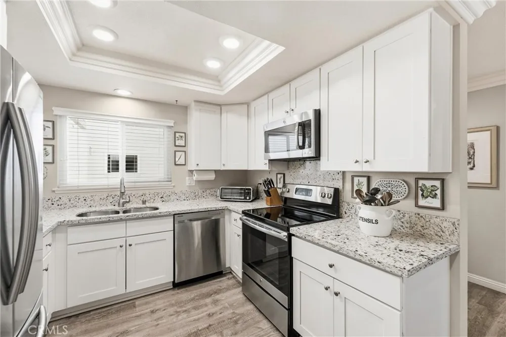 2355 Via Mariposa W #2C Laguna Woods, CA 92637