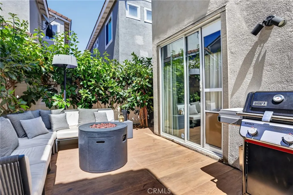 17 Woodcrest Aliso Viejo, CA 92656