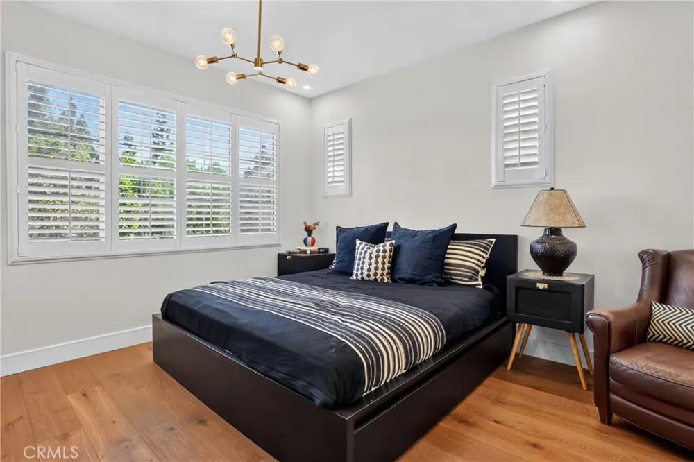 17 Woodcrest Aliso Viejo, CA 92656