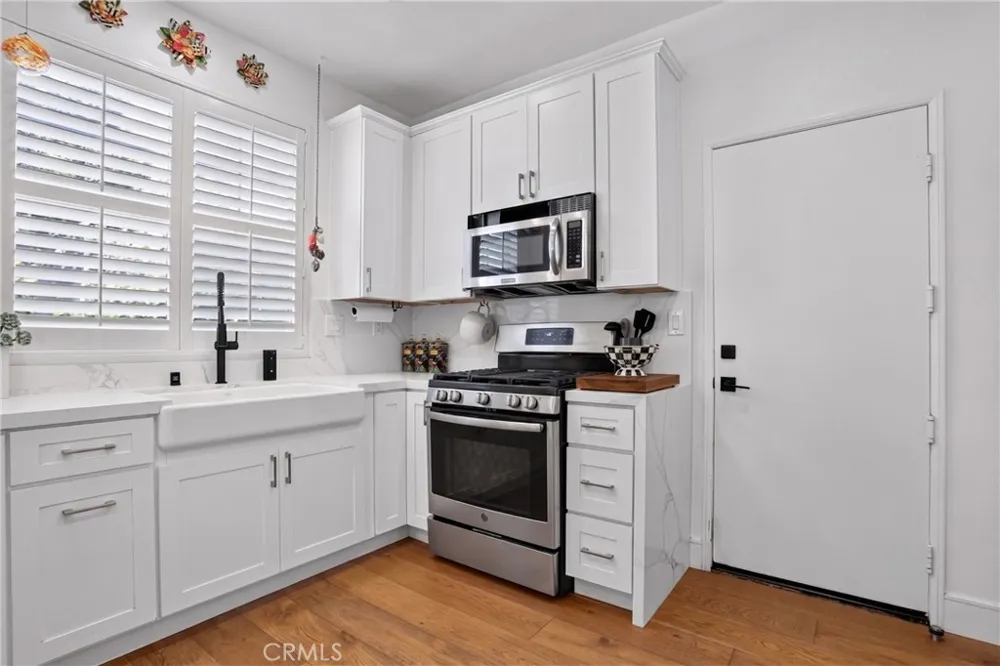 17 Woodcrest Aliso Viejo, CA 92656