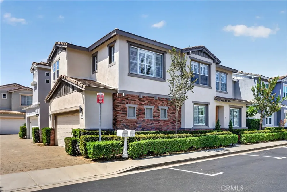 17 Woodcrest Aliso Viejo, CA 92656