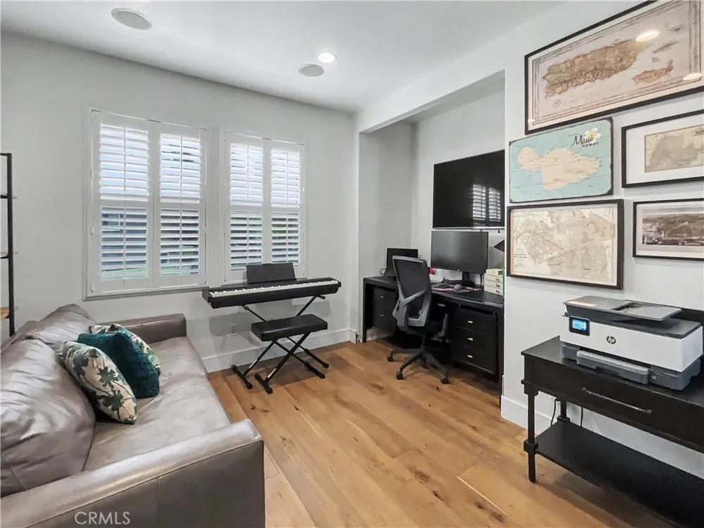 17 Woodcrest Aliso Viejo, CA 92656