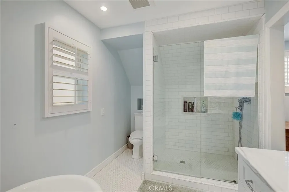 2128 Miramar Drive Newport Beach, CA 92661