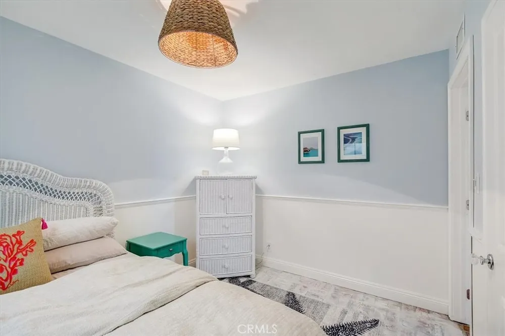 2128 Miramar Drive Newport Beach, CA 92661