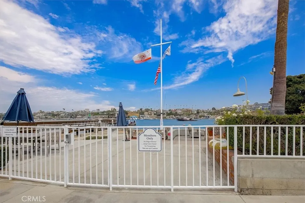 2128 Miramar Drive Newport Beach, CA 92661