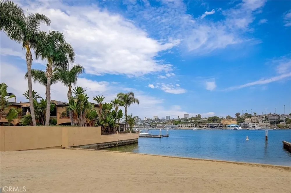 2128 Miramar Drive Newport Beach, CA 92661