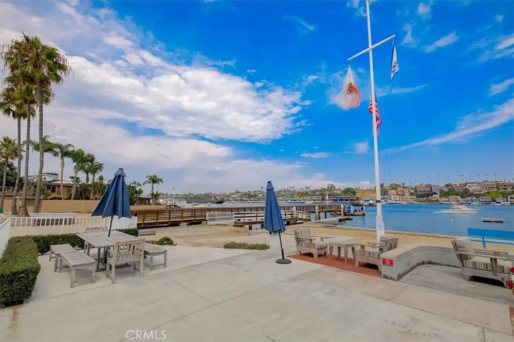 2128 Miramar Drive Newport Beach, CA 92661