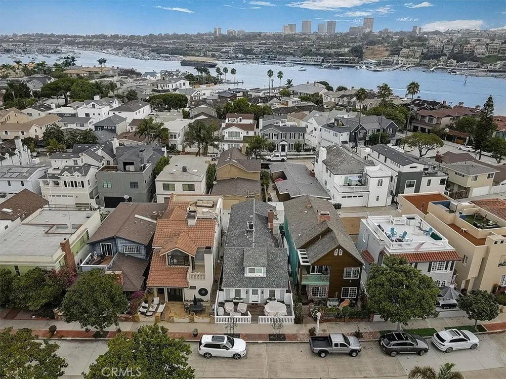2128 Miramar Drive Newport Beach, CA 92661
