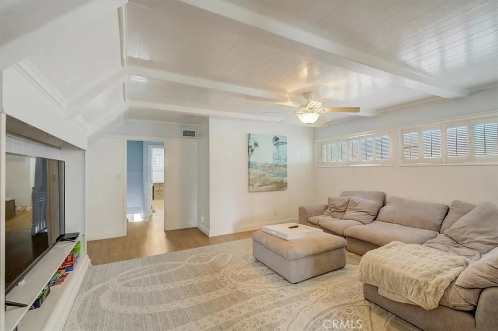 2128 Miramar Drive Newport Beach, CA 92661