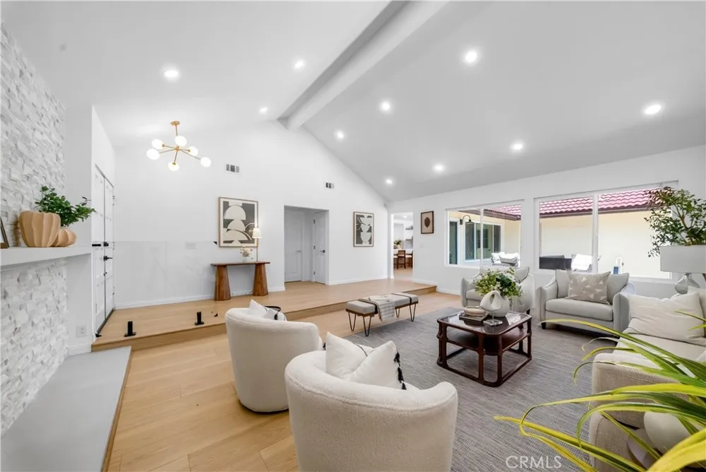 1319 Las Lomas Brea, CA 92821