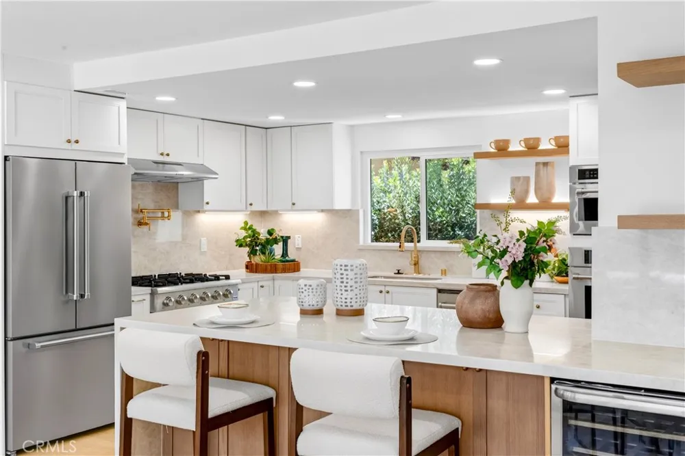 1319 Las Lomas Brea, CA 92821