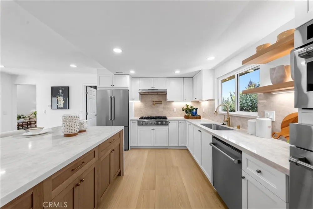 1319 Las Lomas Brea, CA 92821