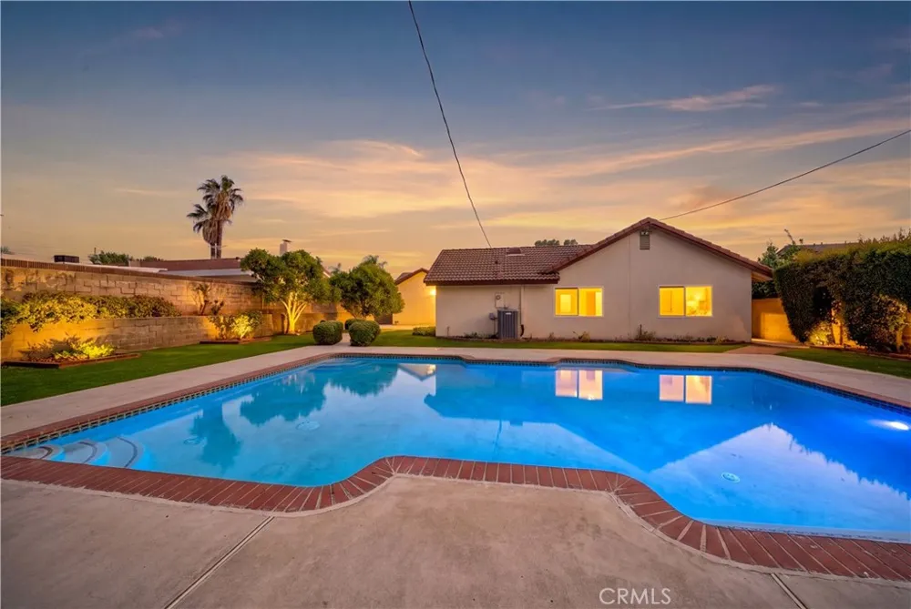 1319 Las Lomas Brea, CA 92821