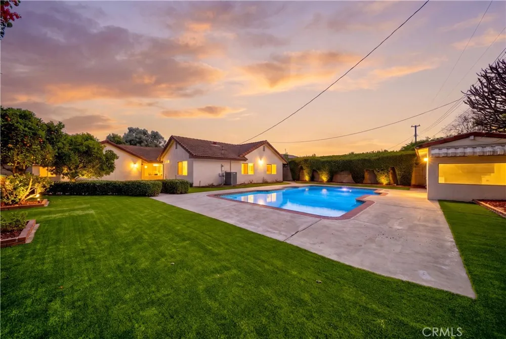 1319 Las Lomas Brea, CA 92821