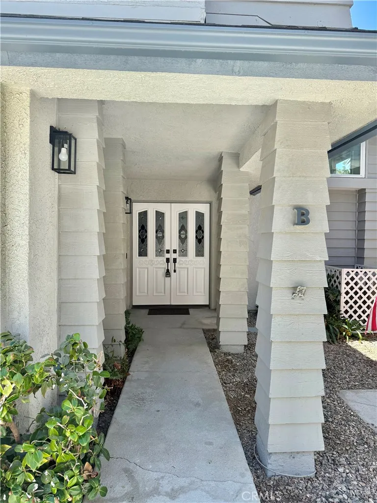 2687 Orange #b Costa Mesa, CA 92627