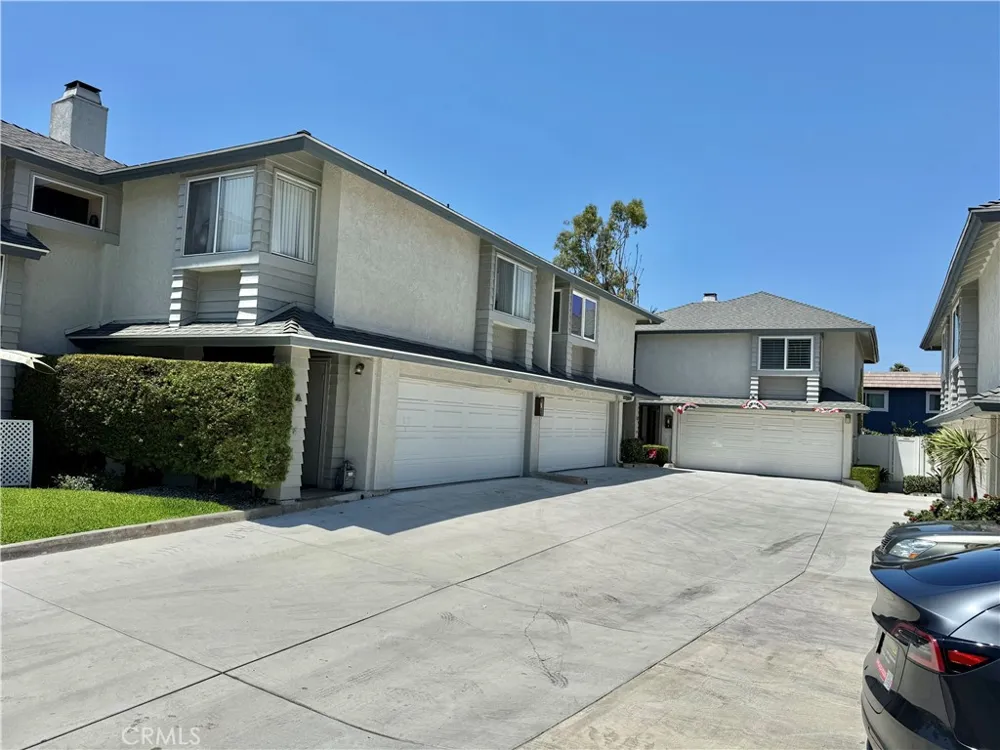 2687 Orange #b Costa Mesa, CA 92627