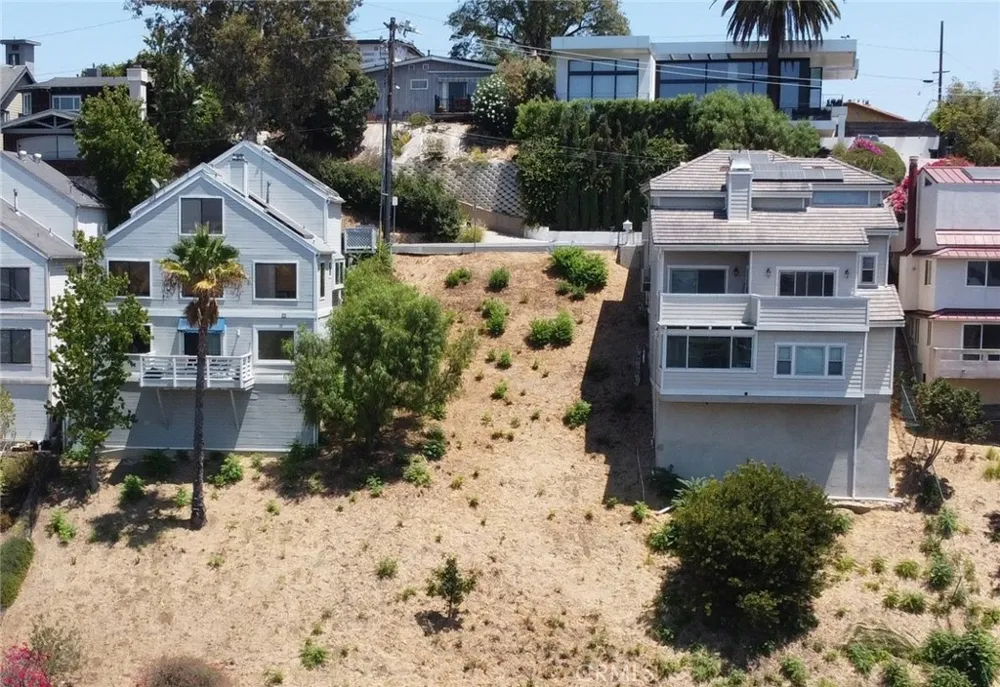 1931 Hanscom Drive South Pasadena, CA 91030
