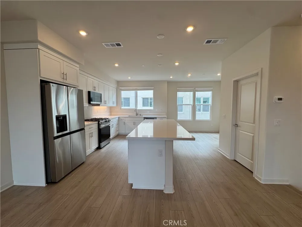 652 E Fourth Street Pomona, CA 91766