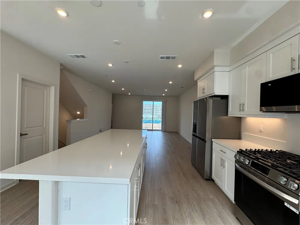 652 E Fourth Street Pomona, CA 91766