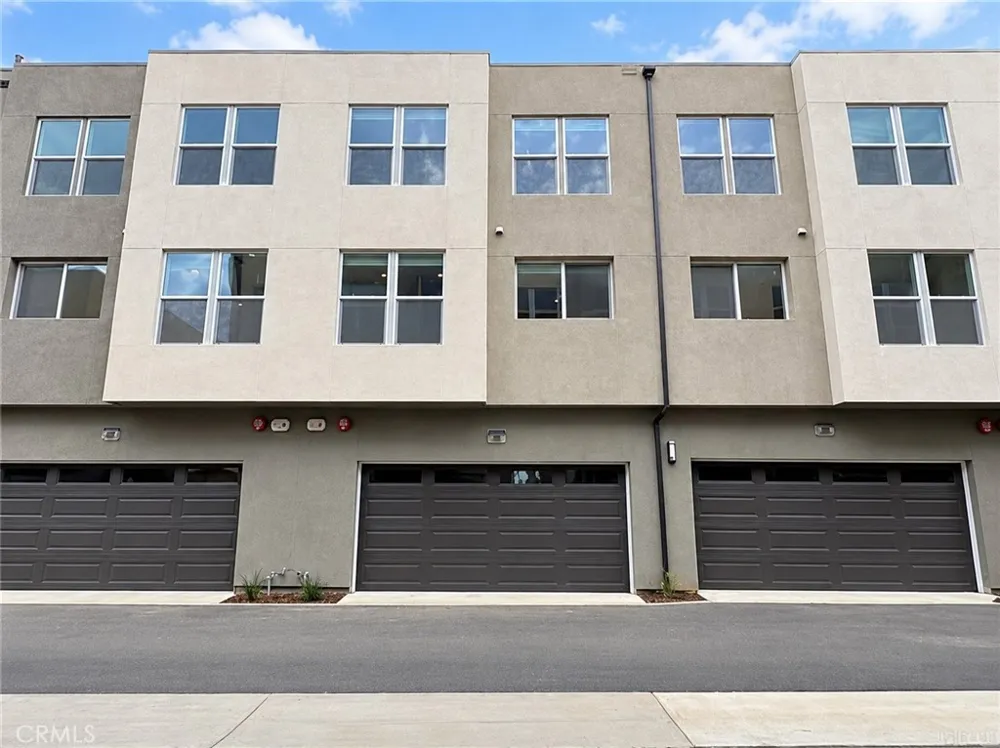 652 E Fourth Street Pomona, CA 91766
