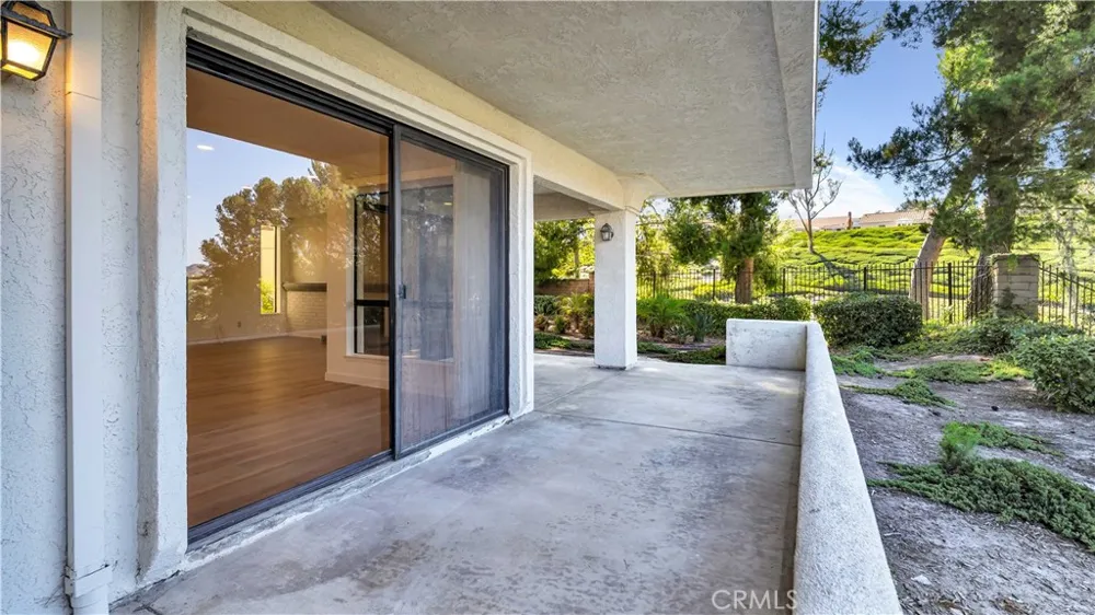27861 Esporlas Mission Viejo, CA 92692