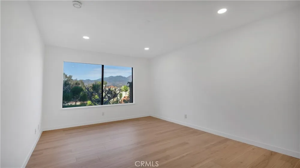 27861 Esporlas Mission Viejo, CA 92692