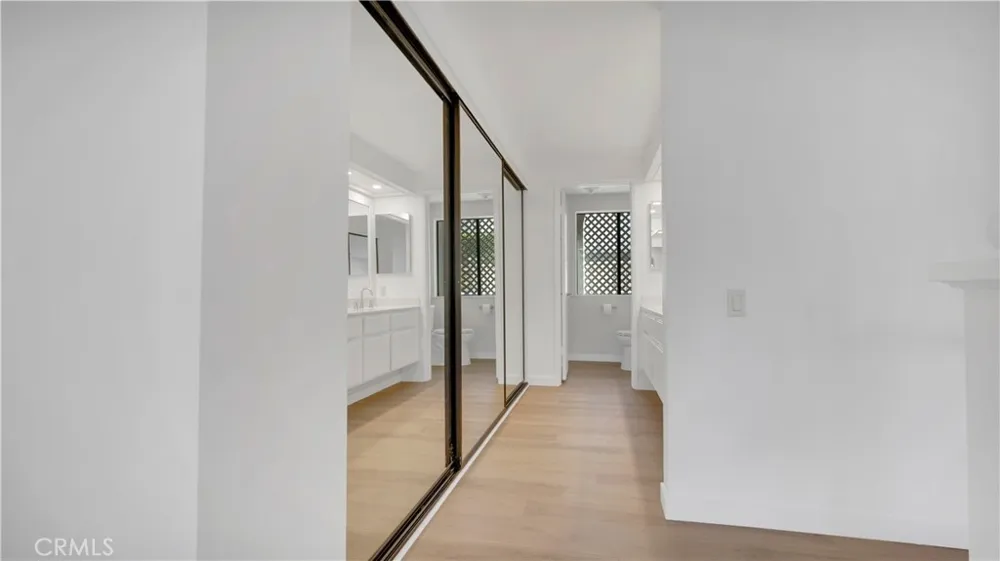 27861 Esporlas Mission Viejo, CA 92692