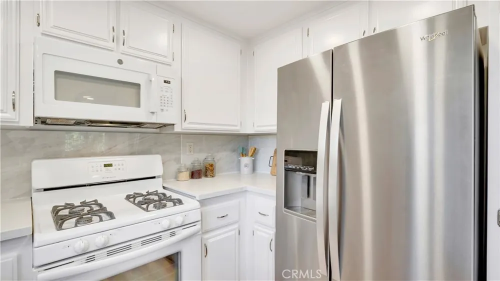 27861 Esporlas Mission Viejo, CA 92692