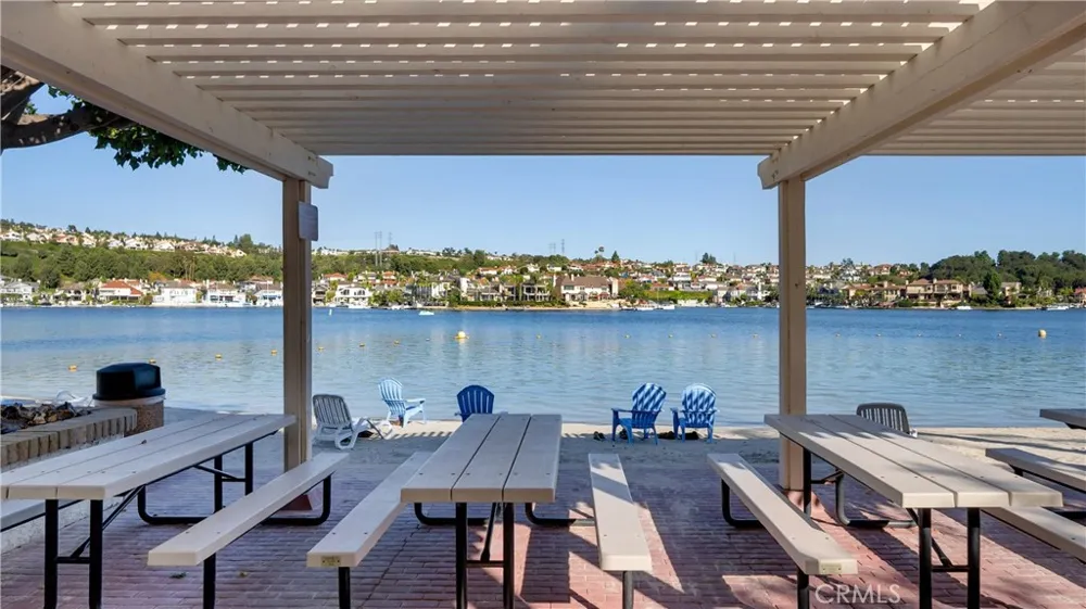 27861 Esporlas Mission Viejo, CA 92692