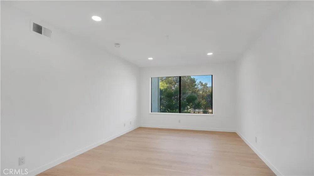 27861 Esporlas Mission Viejo, CA 92692