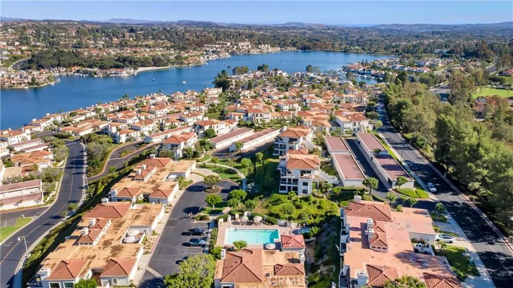 27861 Esporlas Mission Viejo, CA 92692