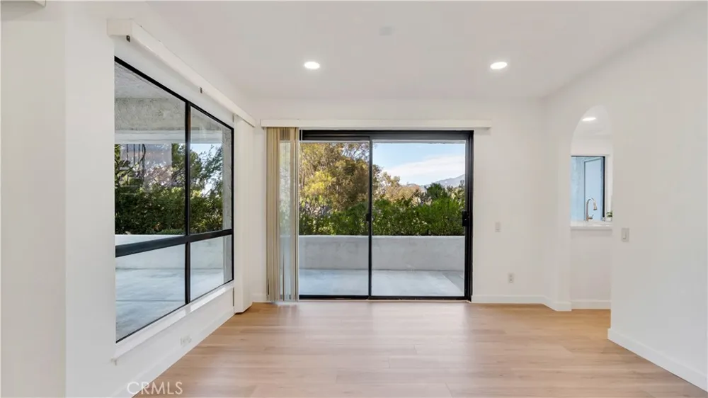 27861 Esporlas Mission Viejo, CA 92692