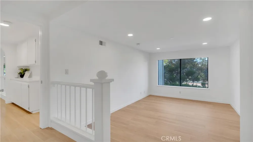 27861 Esporlas Mission Viejo, CA 92692