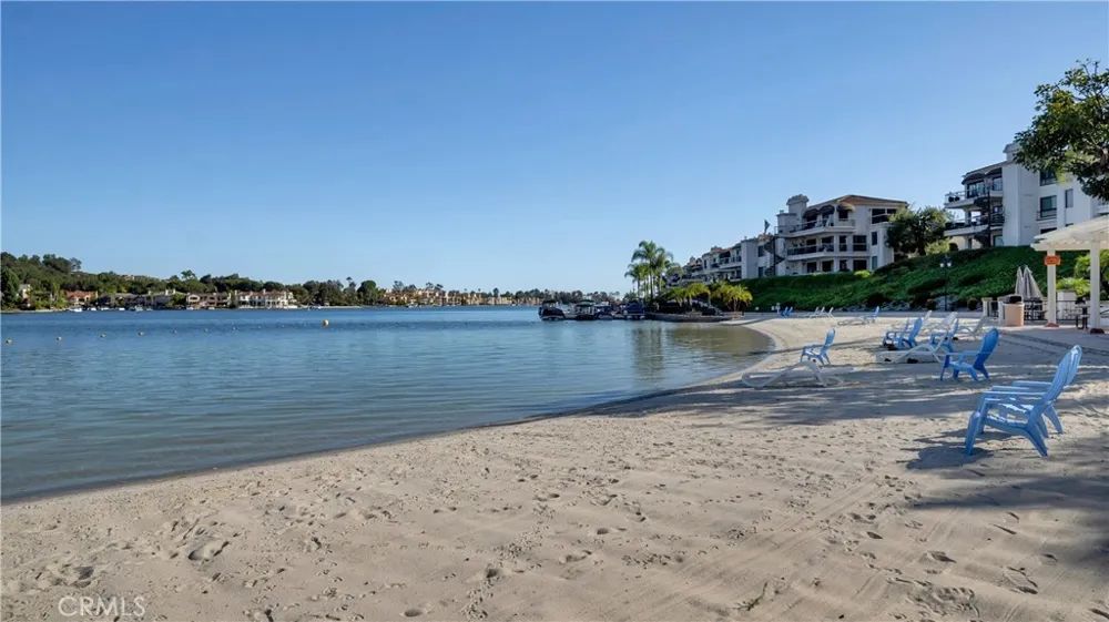 27861 Esporlas Mission Viejo, CA 92692
