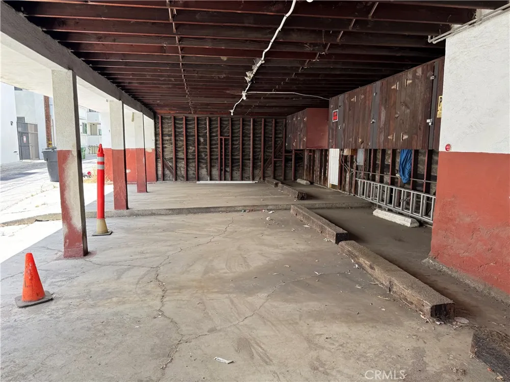 1118 15th St. Santa Monica, CA 90403
