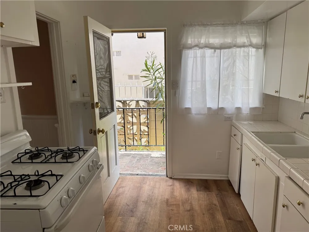 1118 15th St. Santa Monica, CA 90403