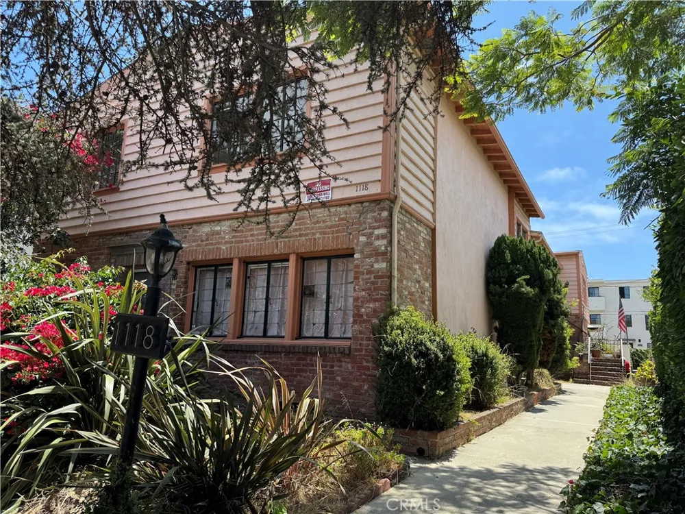 1118 15th St. Santa Monica, CA 90403