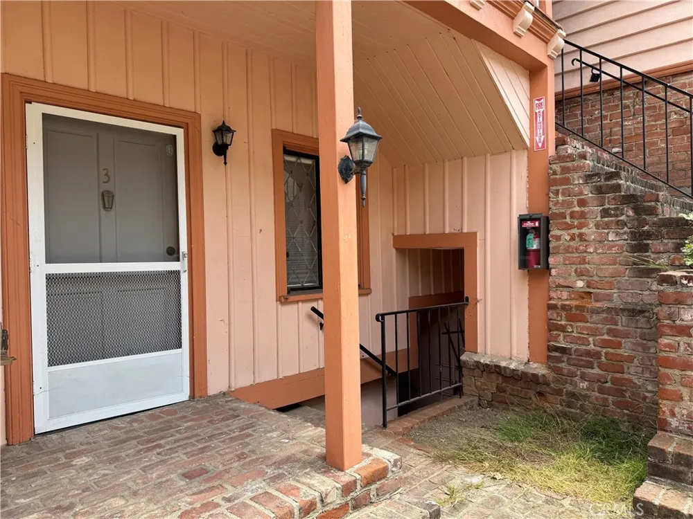 1118 15th St. Santa Monica, CA 90403