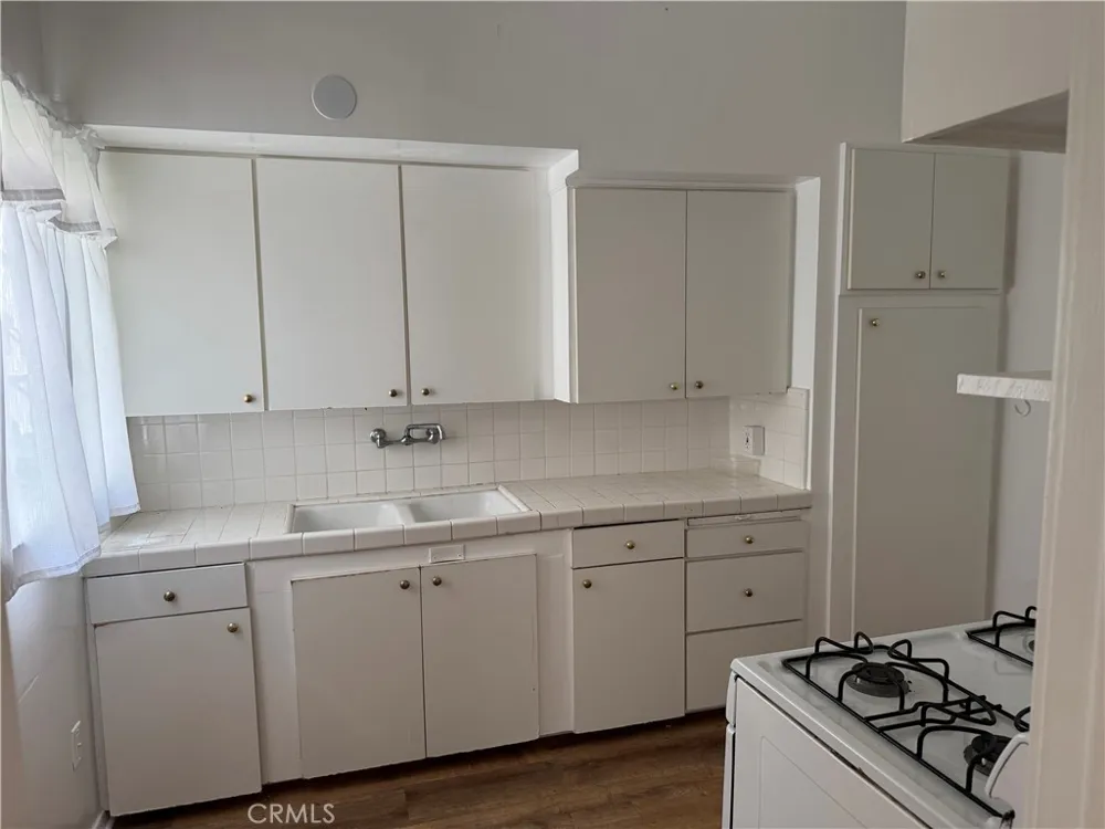1118 15th St. Santa Monica, CA 90403