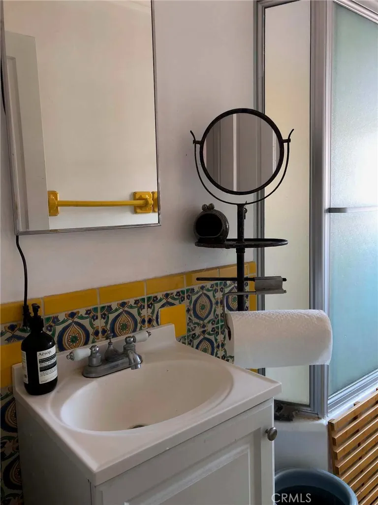 1118 15th St. Santa Monica, CA 90403