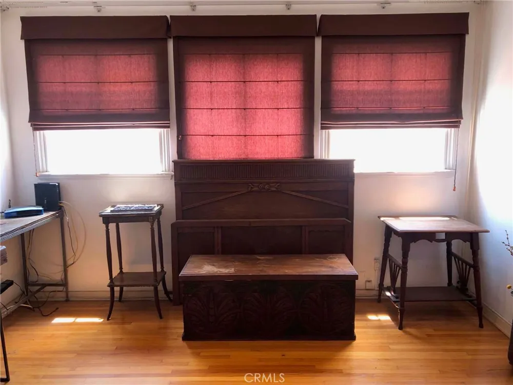 1118 15th St. Santa Monica, CA 90403